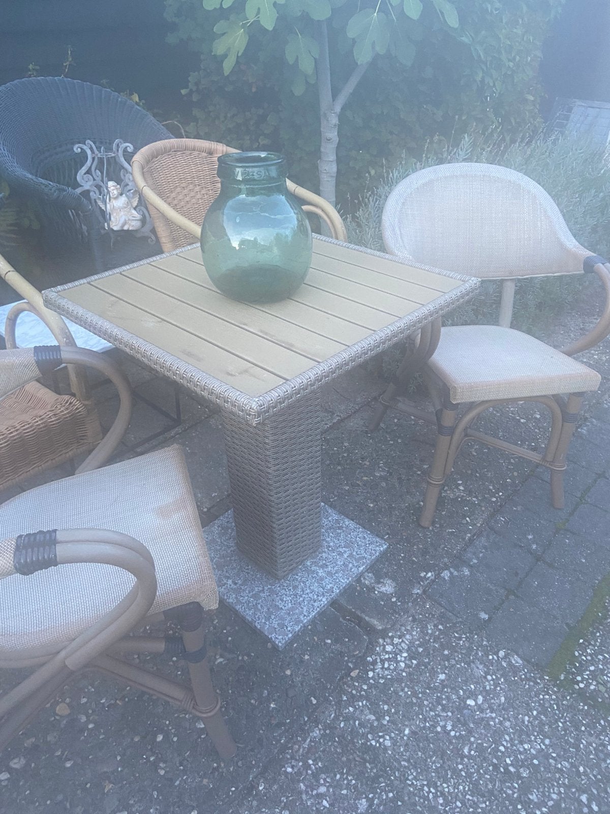 Bistro set 3 delig kunststof/marmer, Tuin en Terras, Tuinsets en Loungesets, Ophalen, Gebruikt, Kunststof, 2 zitplaatsen