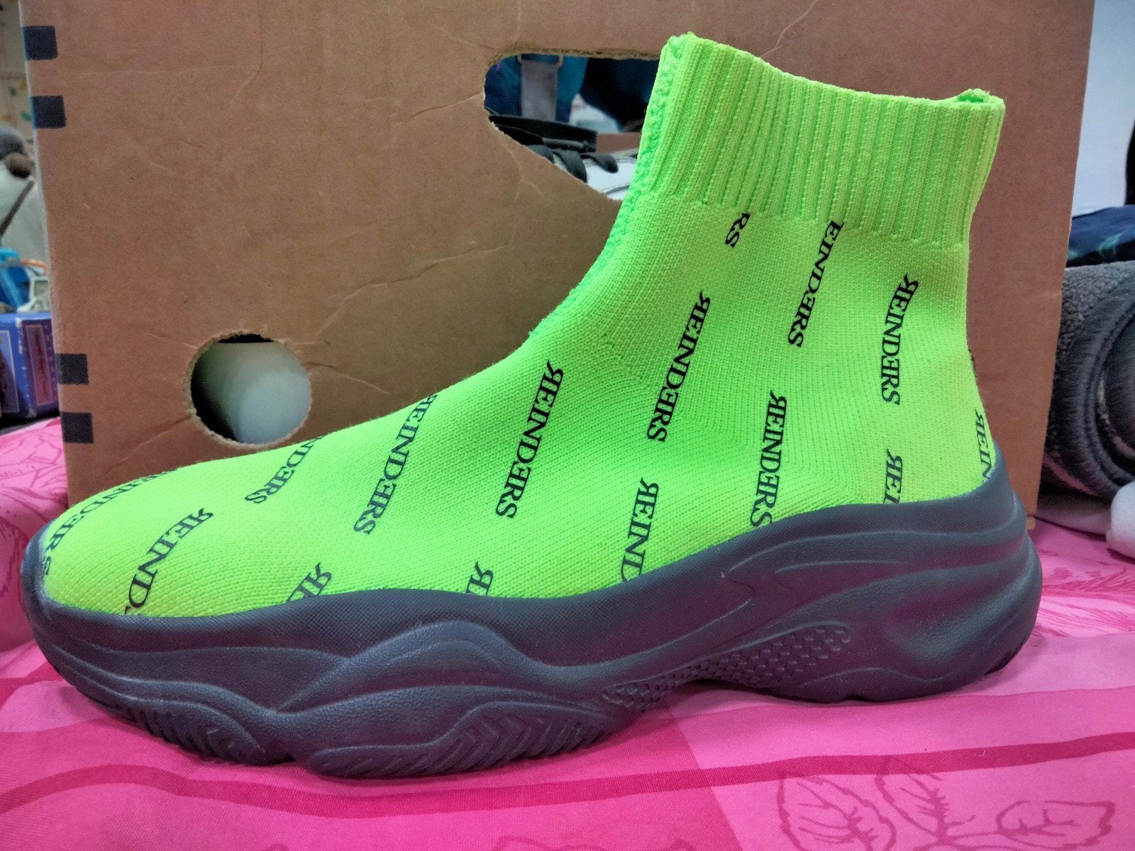 Reinders sneakers zwart en neon groen, maat 38, Kleding | Dames, Reinders, Zwart, Ophalen of Verzenden, Sneakers of Gympen