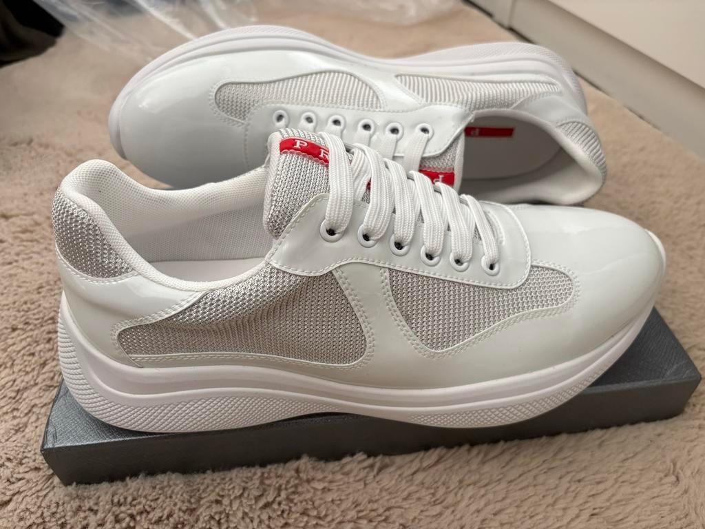 Stijlvolle Zwart-Witte Designer Inspired Sneakers Maat 43, Ophalen of Verzenden, Nieuw, Wit, Sneakers of Gympen