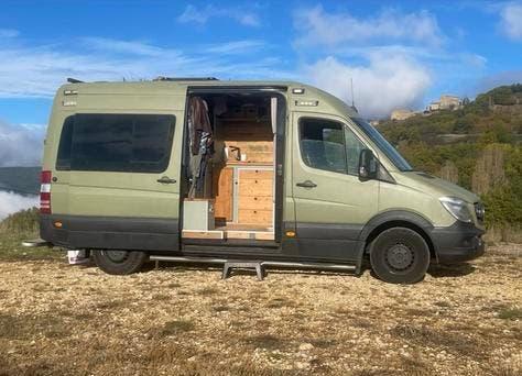 Mercedes sprinter 319 direct reisklaar., Buscamper of Camperbus, Tot en met 2, Mercedes-Benz, Particulier