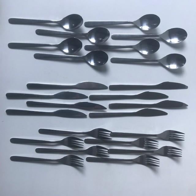 Ikea bestek. 8 Messen , 8 vorken, 8 lepels, Ophalen of Verzenden, Zo goed als nieuw, Rvs of Chroom