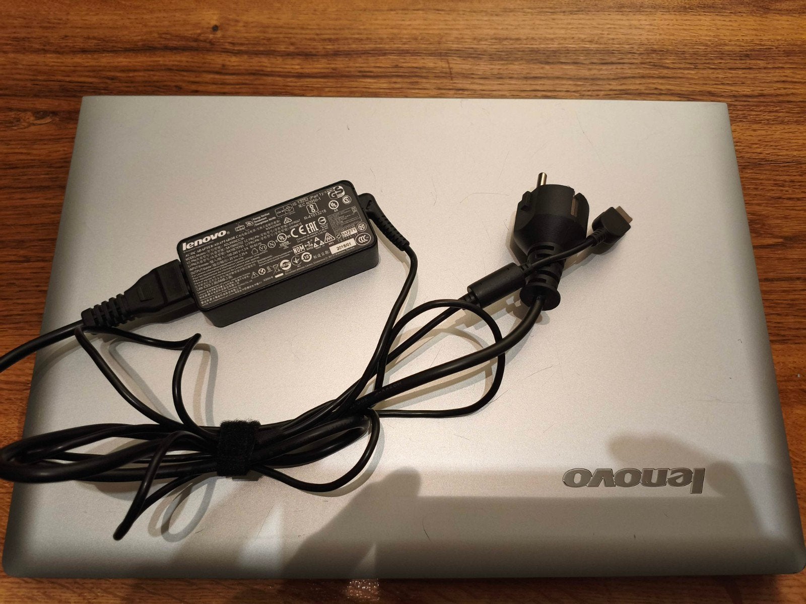 Lenovo 15' inch, i3, 16GBRam, SSD, org oplader, Ophalen, 256 GB, Minder dan 2 Ghz, Refurbished