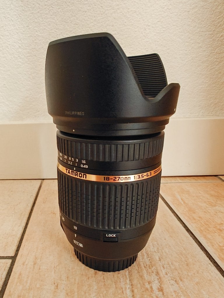 Tamron 18-270mm f/3.5-6.3 Di II VC PZD telelens voor Canon, Audio, Tv en Foto, Fotografie | Lenzen en Objectieven, Zo goed als nieuw