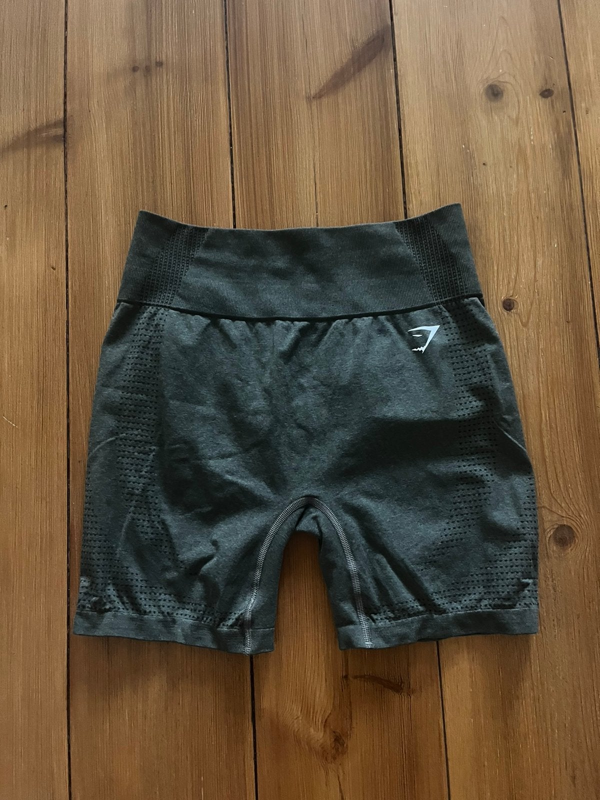Fijne groene traningsshorts hoge taille Gymshark, S/M, Maat 38/40 (M), Kort, Verzenden, Zo goed als nieuw