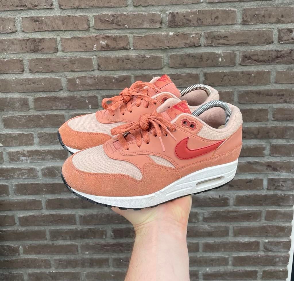 Nike Air Max 1, Kleding | Dames, Schoenen, Zo goed als nieuw, Sneakers of Gympen, Overige kleuren, Ophalen of Verzenden