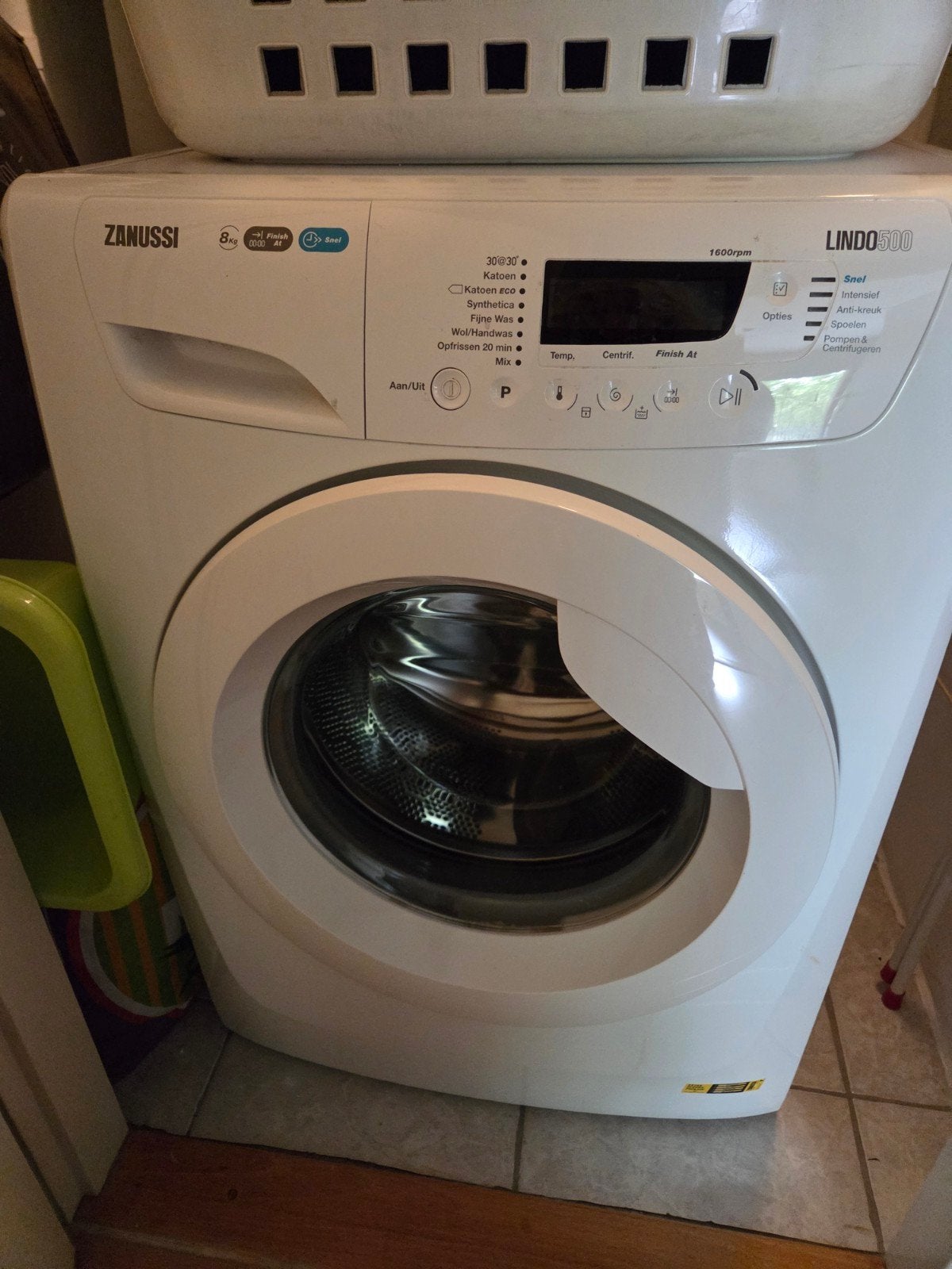 Zanussi Lindo 500 Wasmachine 8kg 1600rpm, Witgoed en Apparatuur, Wasmachines, 8 tot 10 kg, Ophalen, 1600 toeren of meer