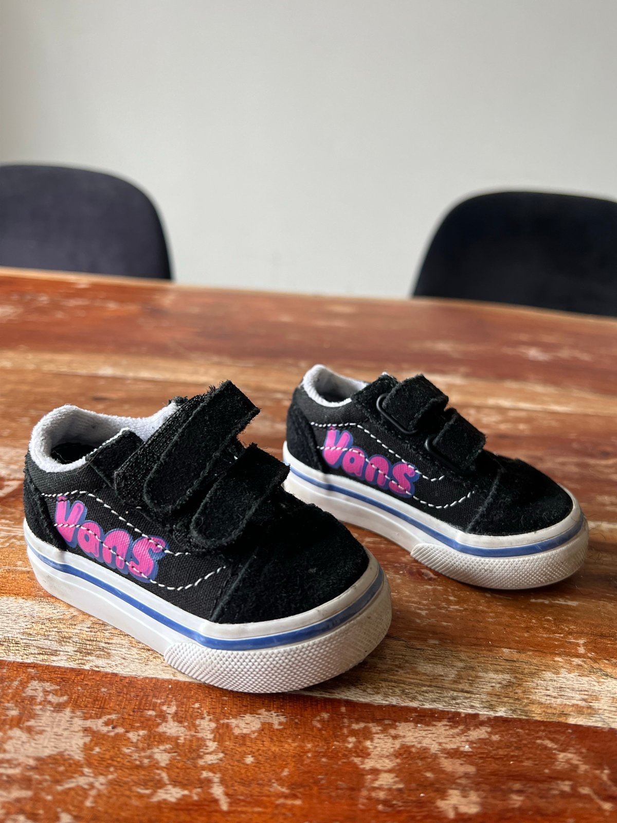 Vans babyschoentjes zwart met roze logo maat 17, 5012EK, T.D.A-Commerce@outlook.com, Jongetje of Meisje, Ophalen of Verzenden