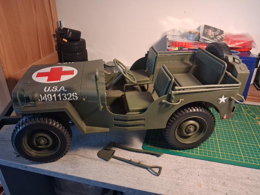Ww2 jeep  schaal 1.6, Ophalen of Verzenden, Gebruikt, Groter dan 1:35, Diorama