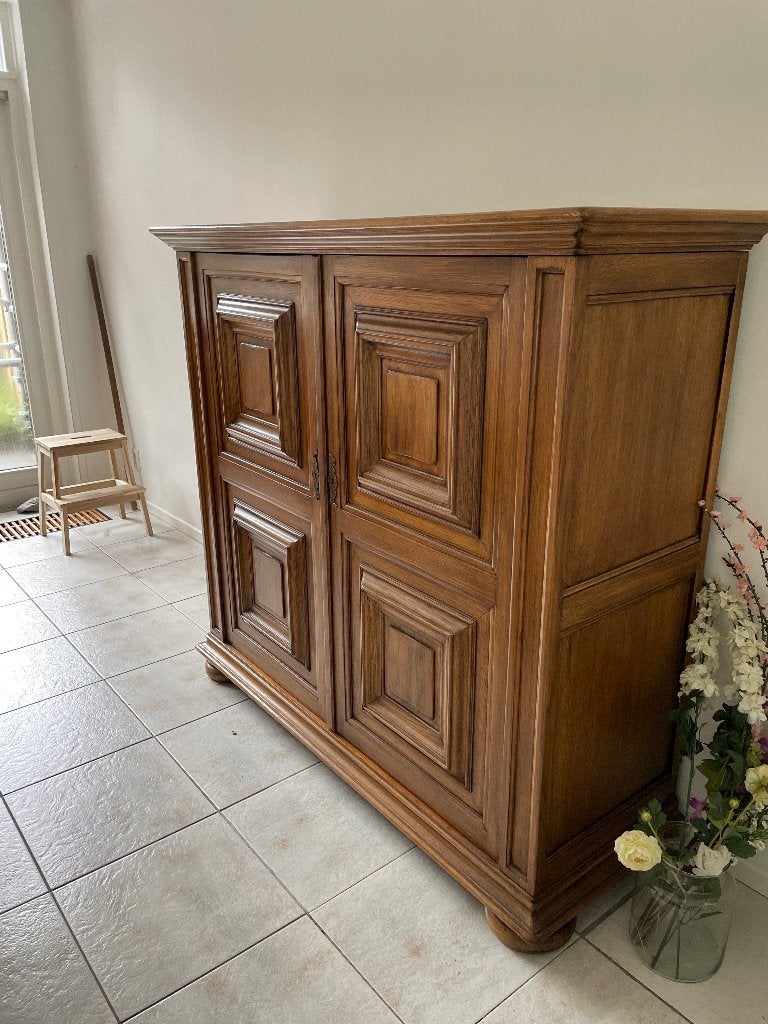 Houten (antieke) ServiesKast, Ophalen