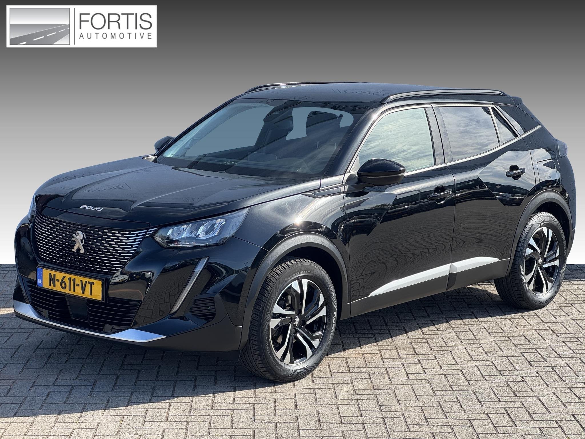 Peugeot 2008 1.2 PureTech Allure NL-AUTO | TREKHAAK |, Auto's, Gebruikt, Euro 6, 1199 cc, Leder en Stof