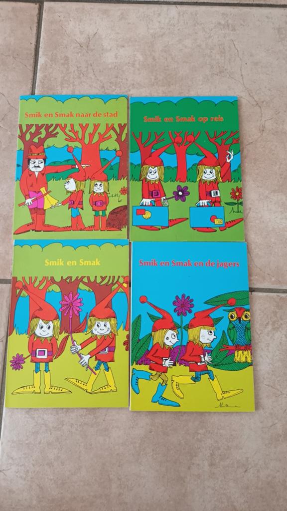 Oude leest boekjes smik en smak 1977, Ophalen of Verzenden, Gelezen, Fictie algemeen