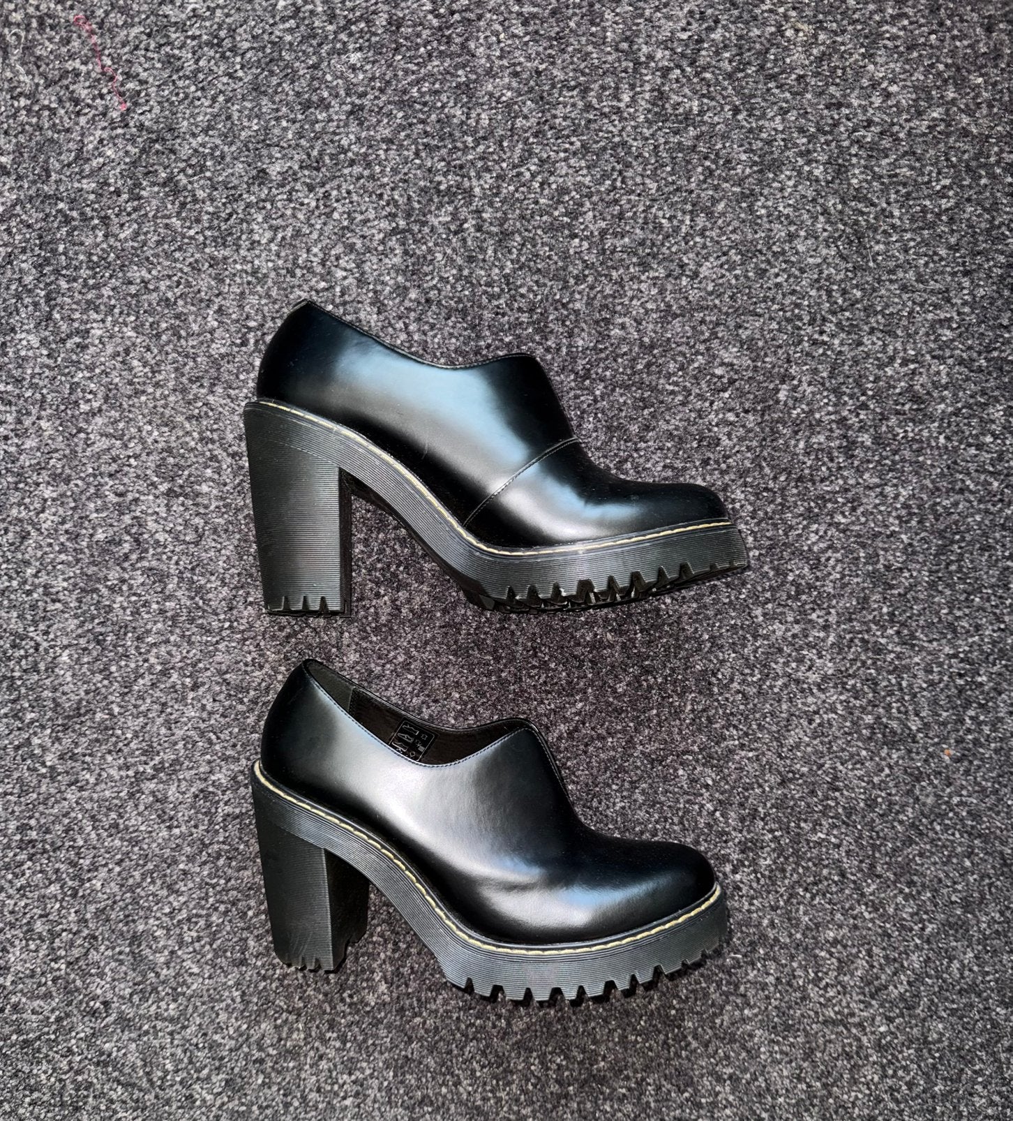 Dr Martens schoenen maat 42, Verzenden, Zo goed als nieuw, Zwart