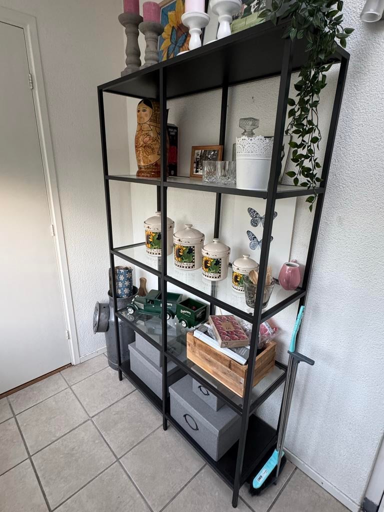 Zwarte metalen open kast IKEA, Ophalen, Zo goed als nieuw
