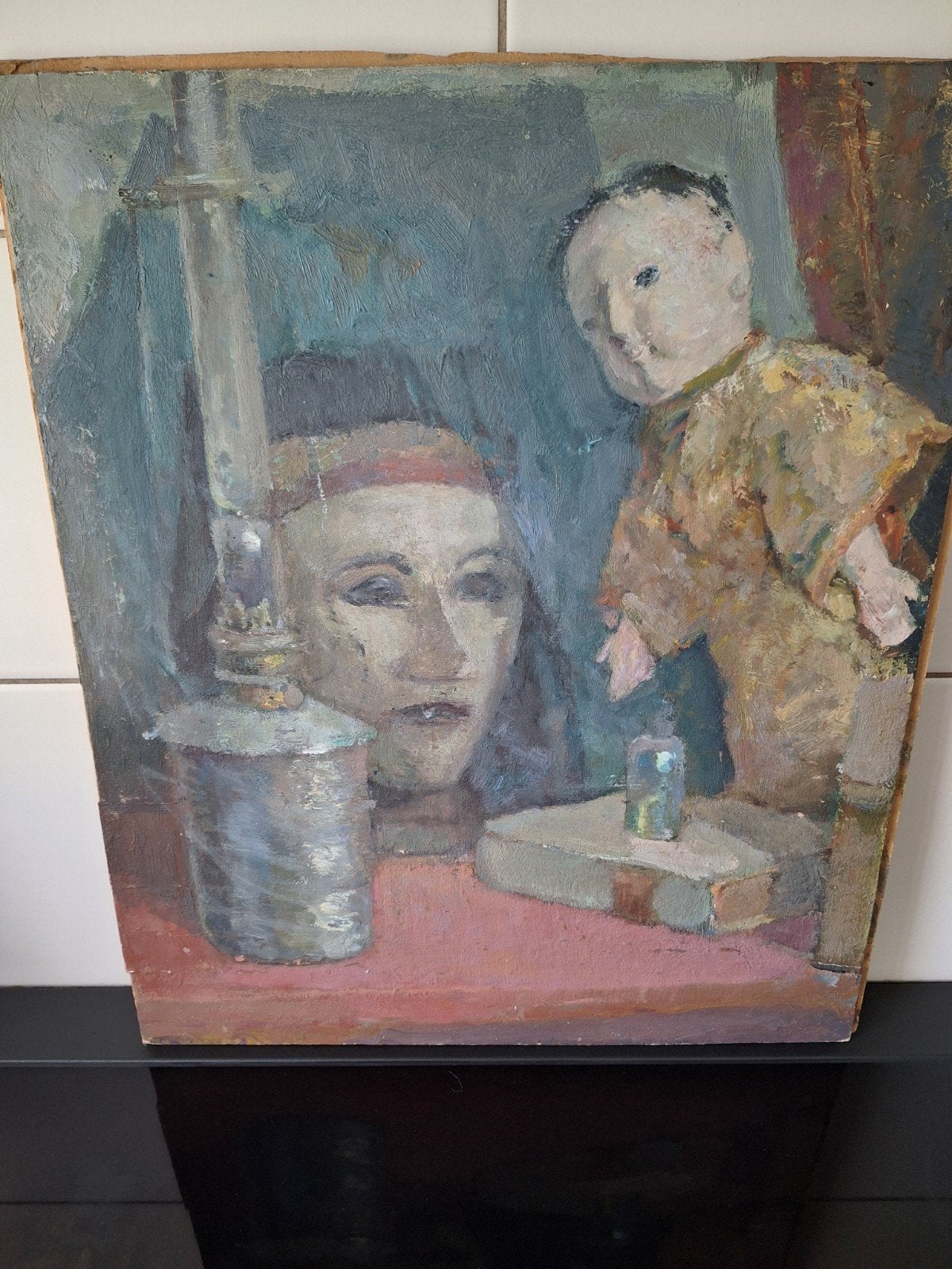 Olieverfschilderij: Surrealistisch Stilleven met Pop en Lamp, Ophalen of Verzenden