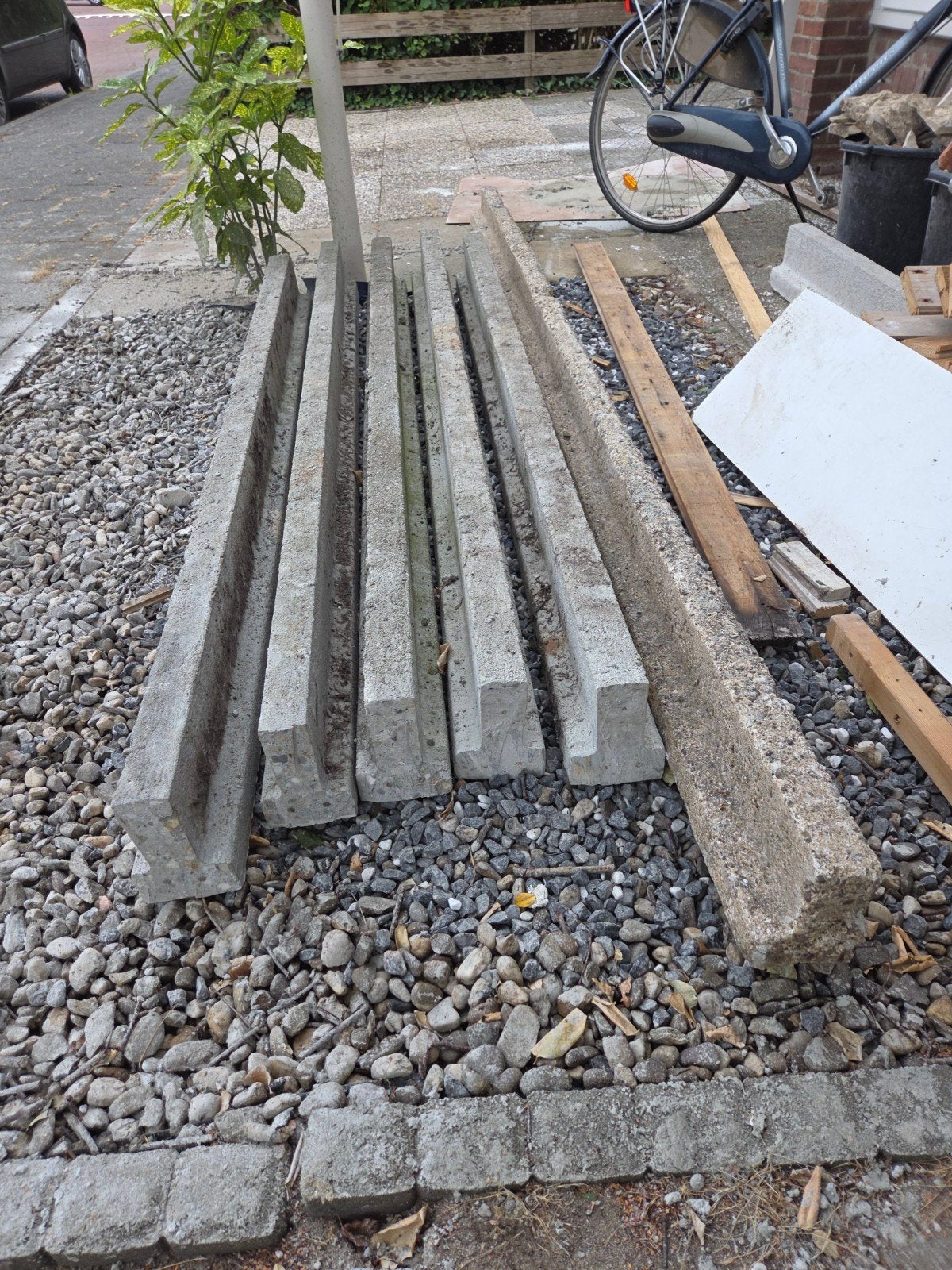 Betonnen balken en isolatieblokken combi broodjesvloer, Ophalen, Gebruikt, 12 cm of meer, 15 m² of meer