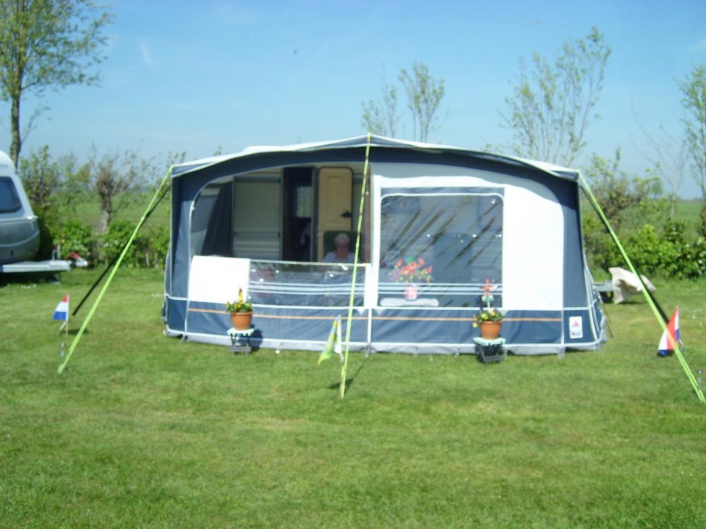 Wilk De Luxe 450, Caravans en Kamperen, Caravans, Overige typen, Particulier, 4 tot 5 meter, Luifel