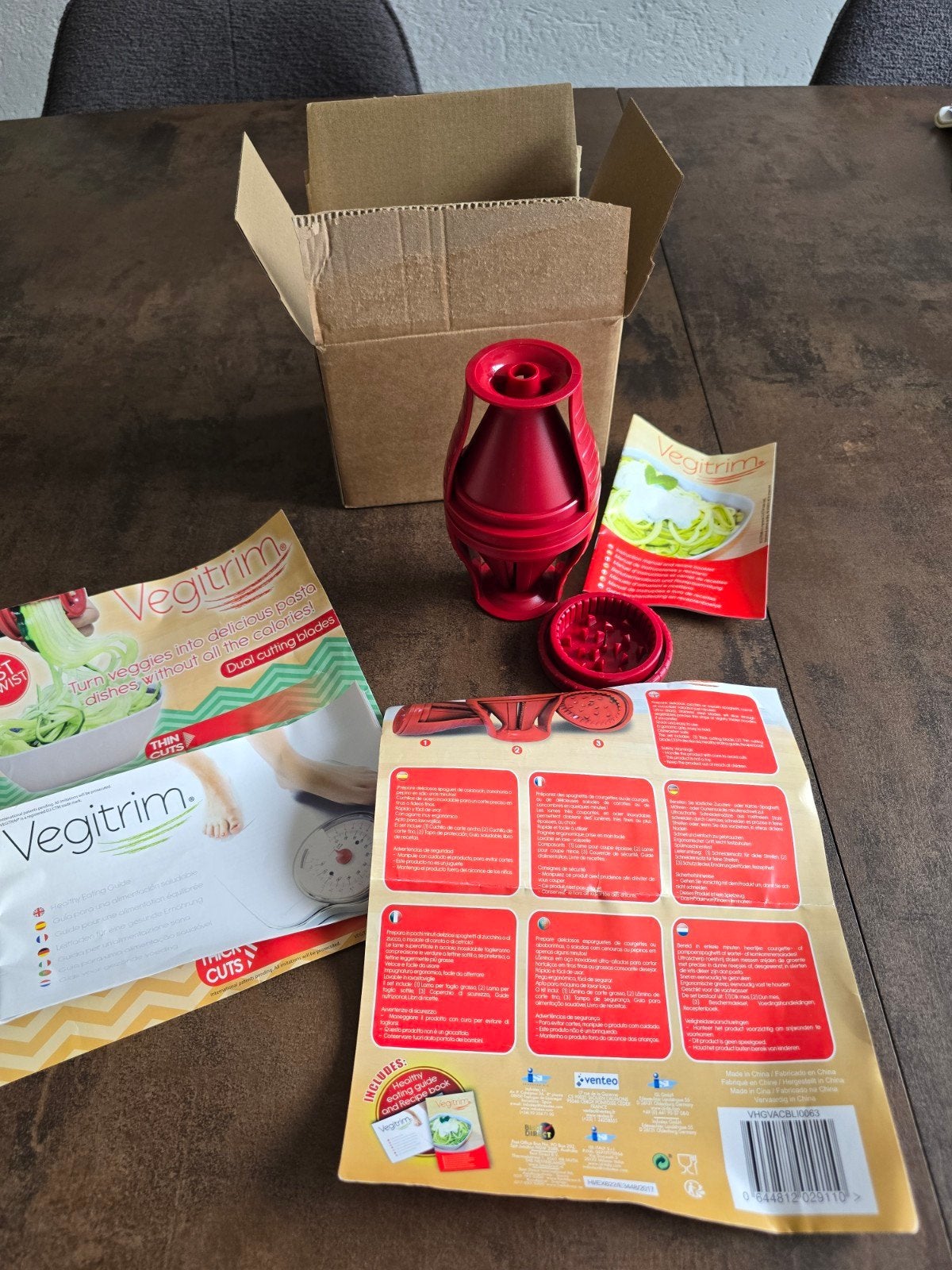 Volledig nieuwe Vegitrim spiraalsnijder / courgettesnijder, Ophalen of Verzenden, Nieuw