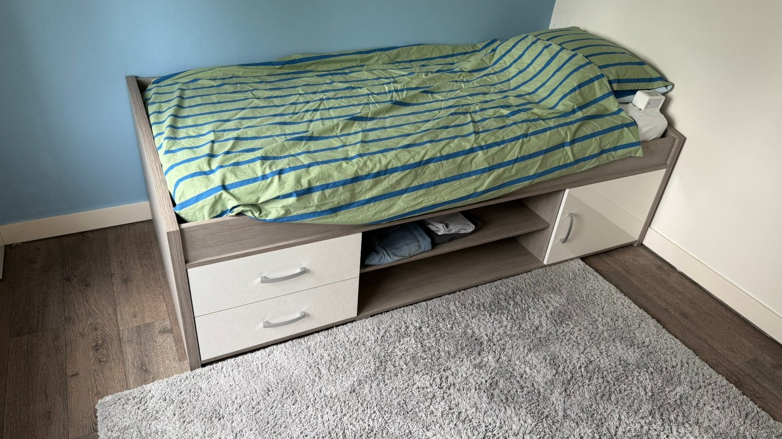 Bed 200x90, Huis en Inrichting, Slaapkamer | Complete slaapkamers, Ophalen, Zo goed als nieuw, Eenpersoons