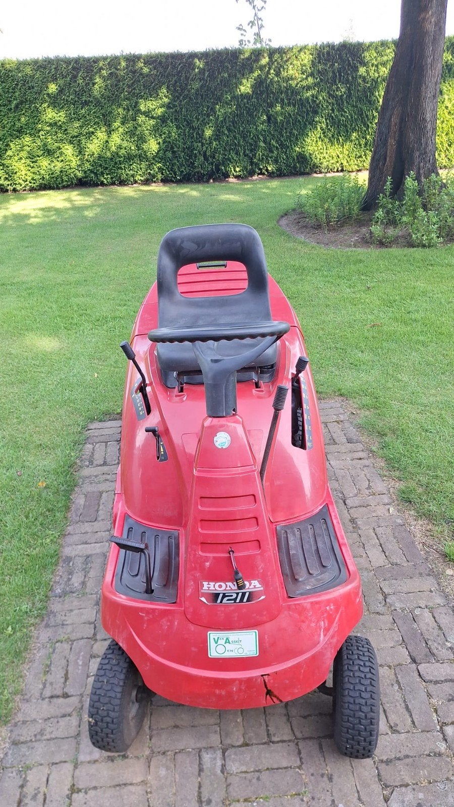 Honda 1211 zitmaaier, Ophalen