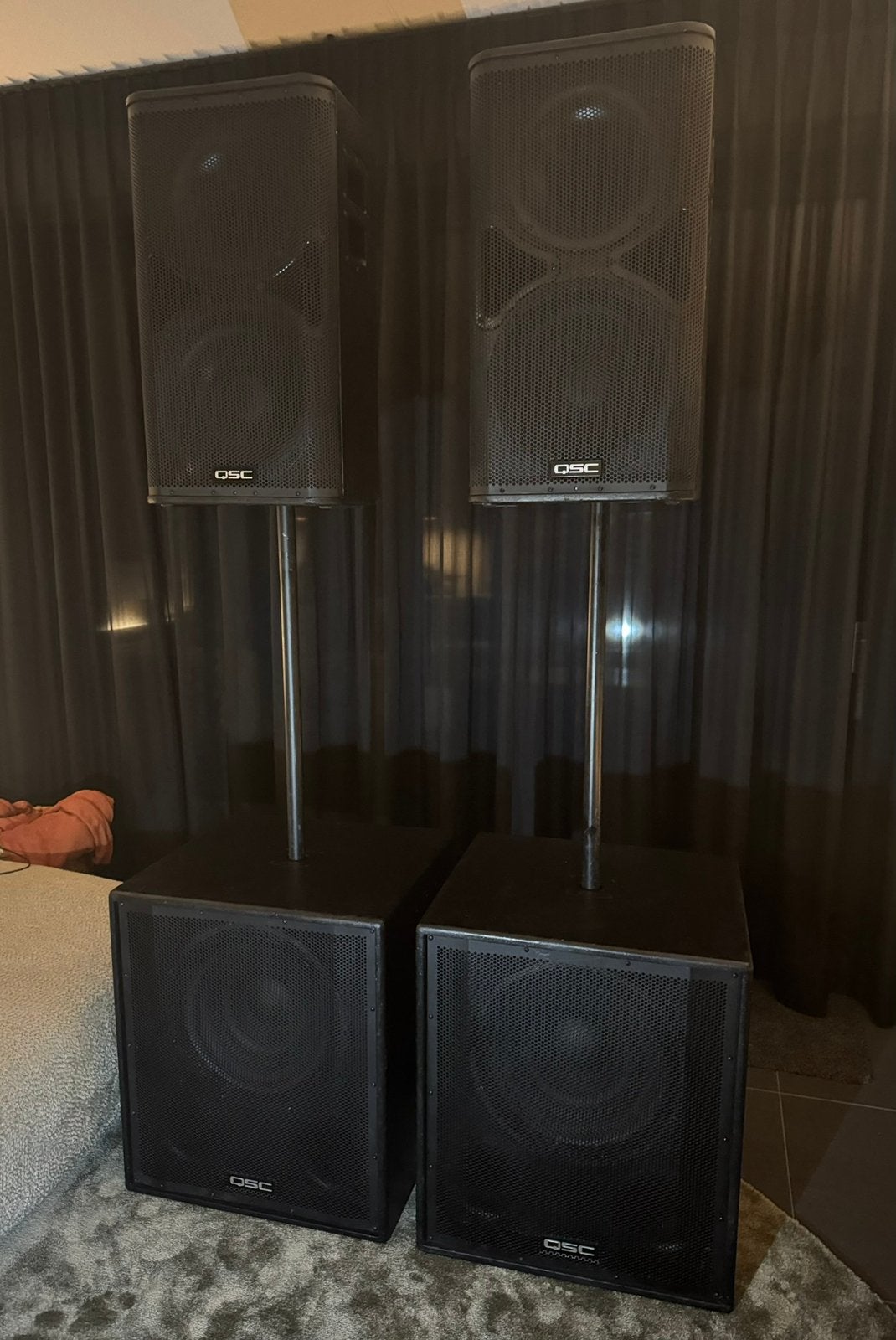 QSC HPR 151W & HPR 122i PA set - geluidsinstallatie, Ophalen, Zo goed als nieuw, Overige typen, Overige merken