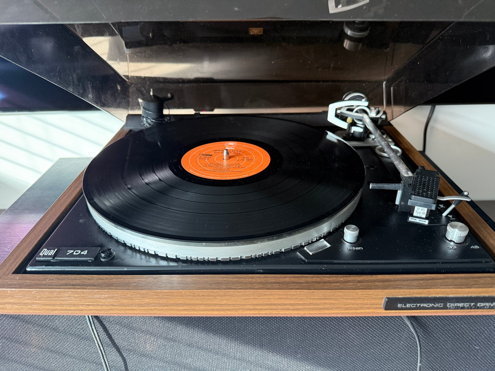 Dual 704 Direct Drive Platenspeler met Shure V-15 Typ III, Ophalen, Gebruikt, Pitch-regelaar, Platenspeler