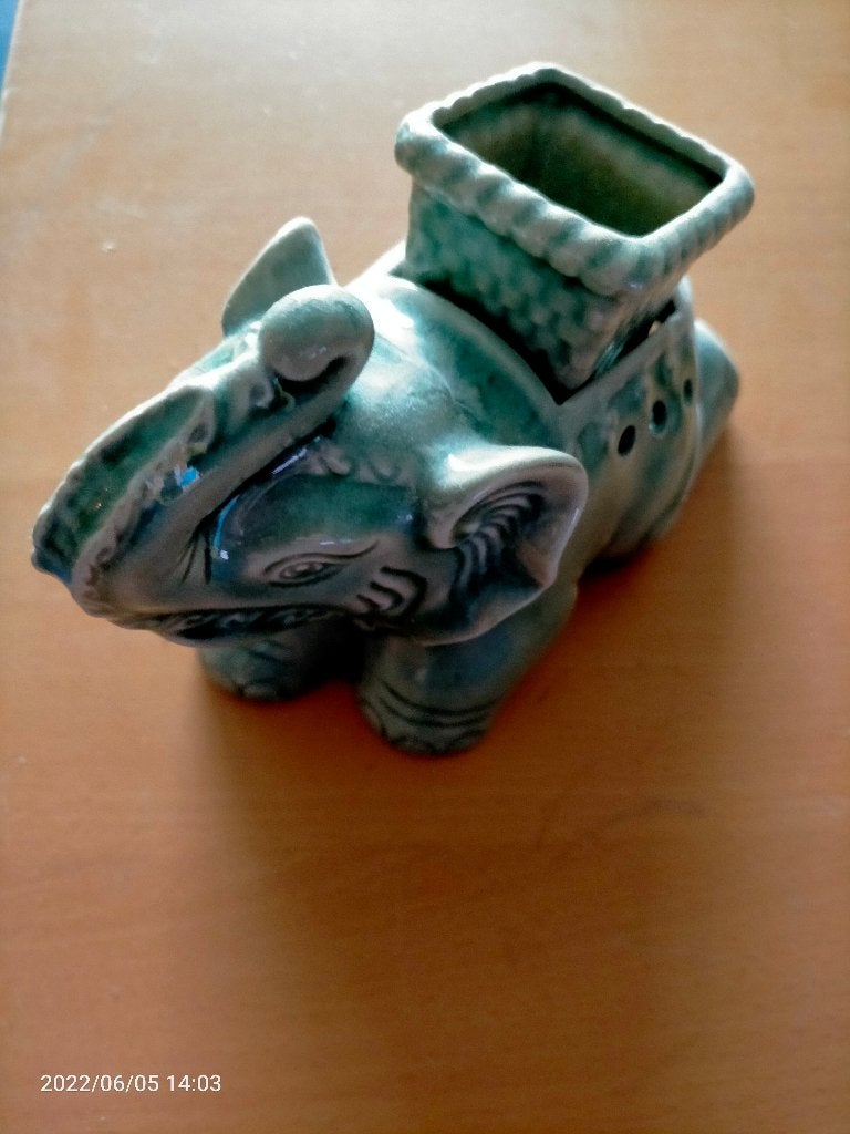 Olifant geurhouder of voor plantje, Ophalen of Verzenden