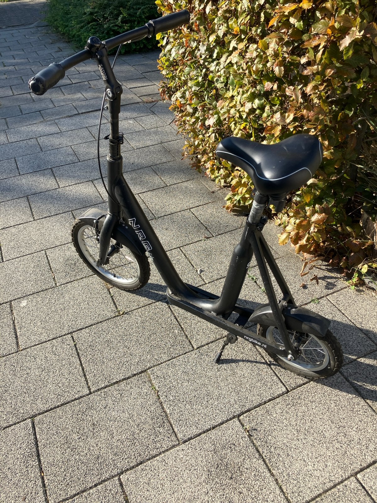 Nrgbike loopfiets - Zwart, zo goed als nieuw, Ophalen, Zo goed als nieuw, Kickbike