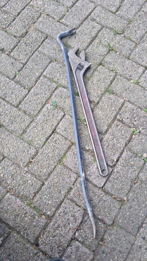 Koevoet en verstelbare moersleutel set, Doe-het-zelf en Verbouw, Ophalen of Verzenden, Gebruikt