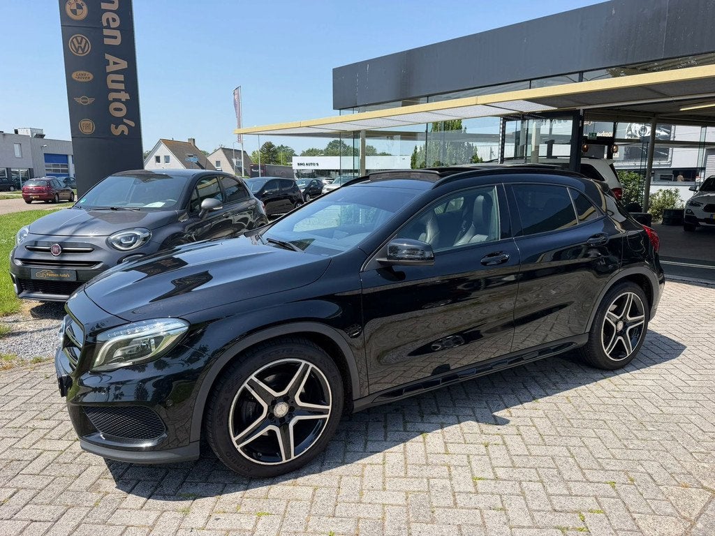 Mercedes-Benz GLA-klasse 250 Ambition, Pano, Navi, Side assi, Auto's, Mercedes-Benz, Gebruikt, 4 cilinders, Zwart, Leder