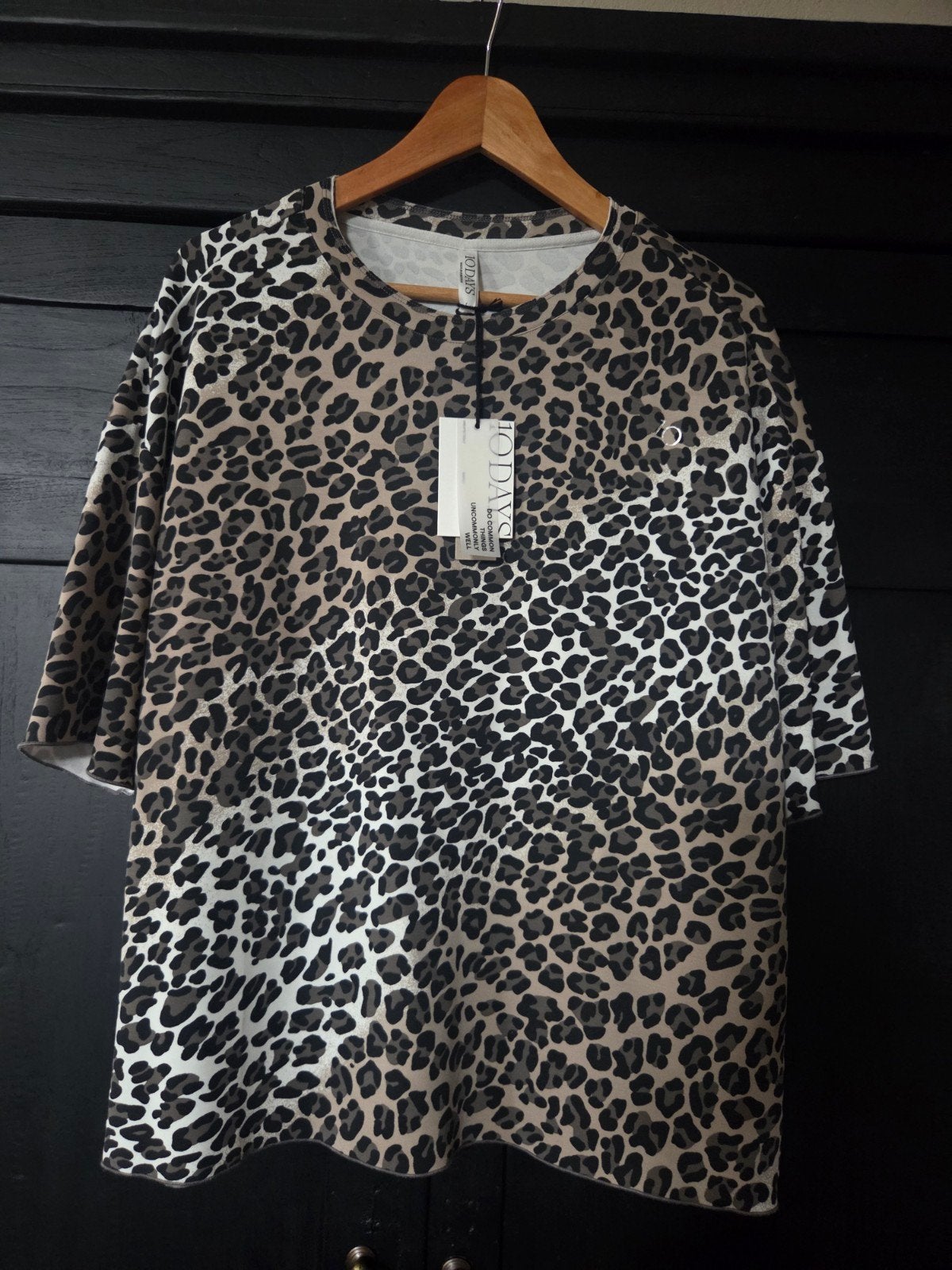 10DAYS Leopard Print T-shirt - Nieuw met kaartjes, Maat 38/40 (M), 10DAYS, Meerkleurig, Nieuw