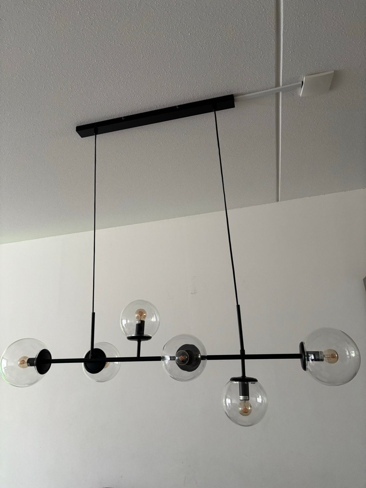 Moderne hanglamp met 6 glazen bollen, Huis en Inrichting, Lampen | Hanglampen, Ophalen, Zo goed als nieuw, Glas, E14 (klein)