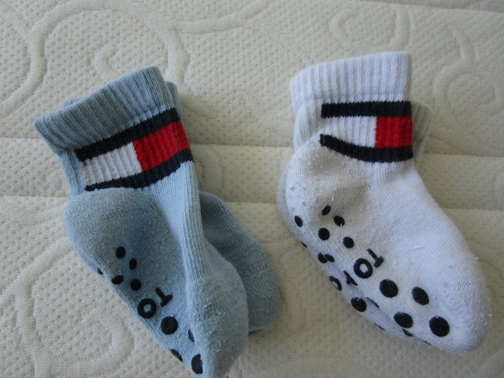 Tommy Hilfiger - twee paar sokjes maat 15-18, Ophalen of Verzenden, Sokjes, Jongetje, Tommy Hilfiger