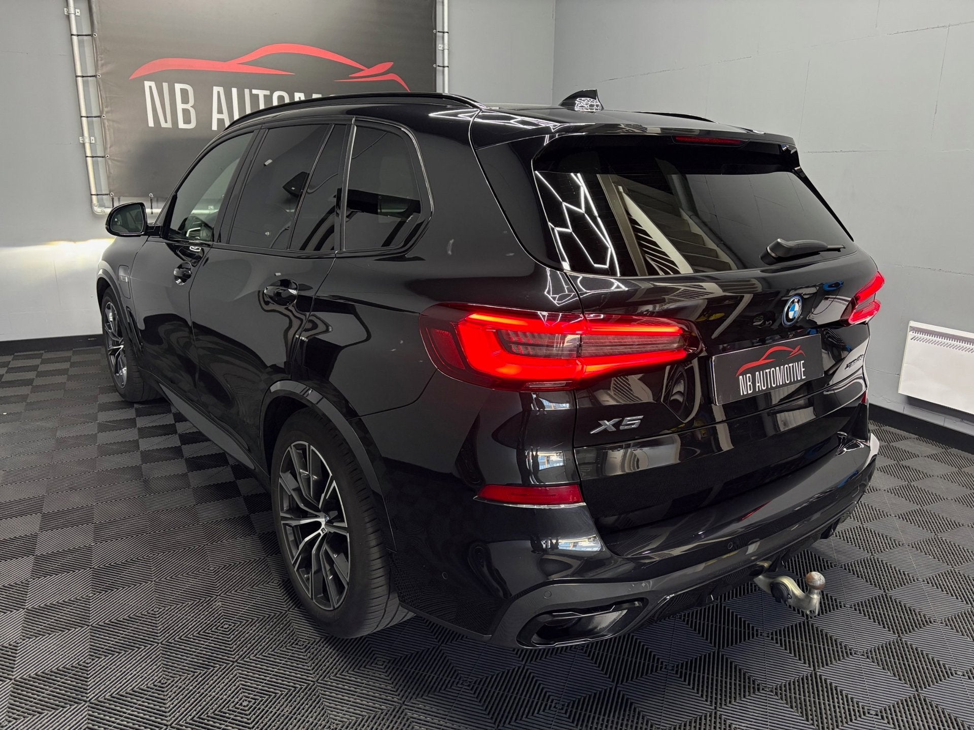 BMW X5 XDrive45e High Executive, Dealer onderhouden, Gebruikt, Zwart, Vierwielaandrijving