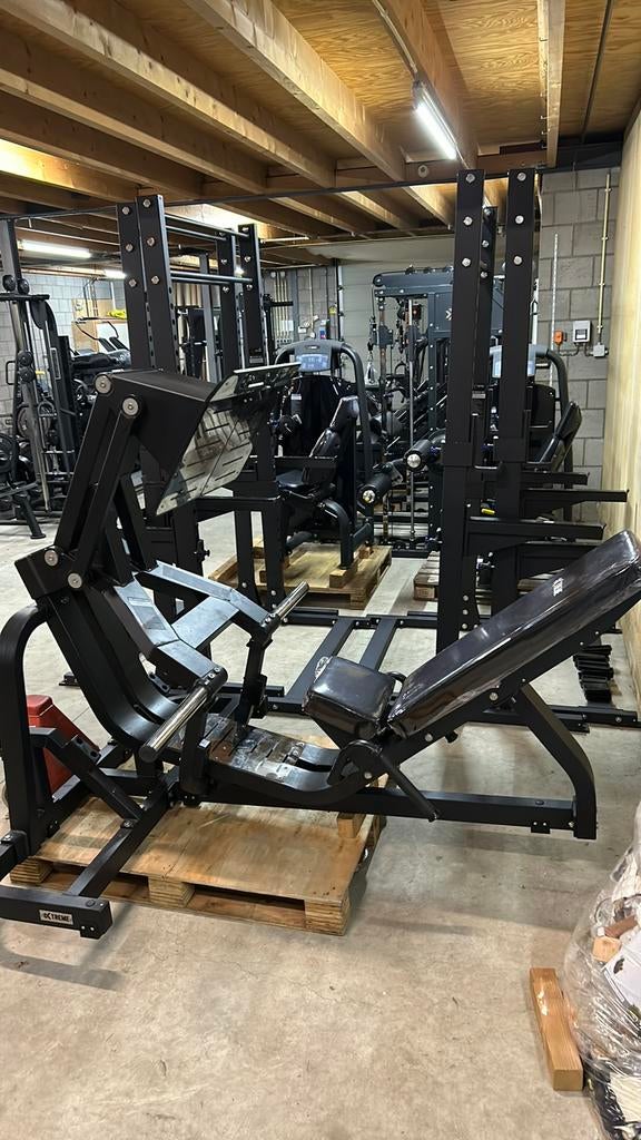 Plate loaded leg press nieuw, Ophalen of Verzenden, Nieuw, Benen, Overige typen