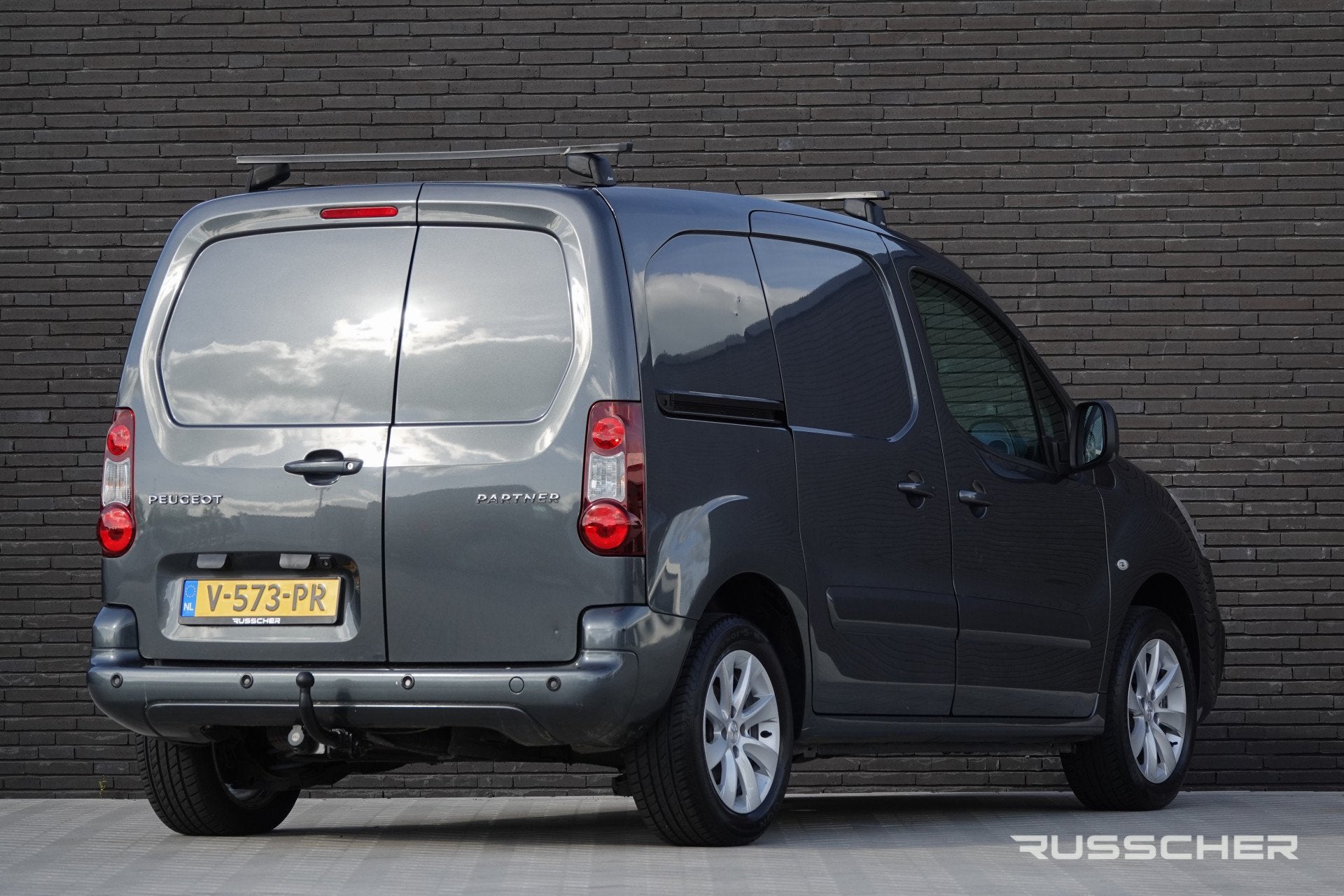 Peugeot Partner L1 | 1.6 BlueHDi 100Pk | Stoel-Bank | Premiu, Voorwielaandrijving, Gebruikt, 4 cilinders, Origineel Nederlands