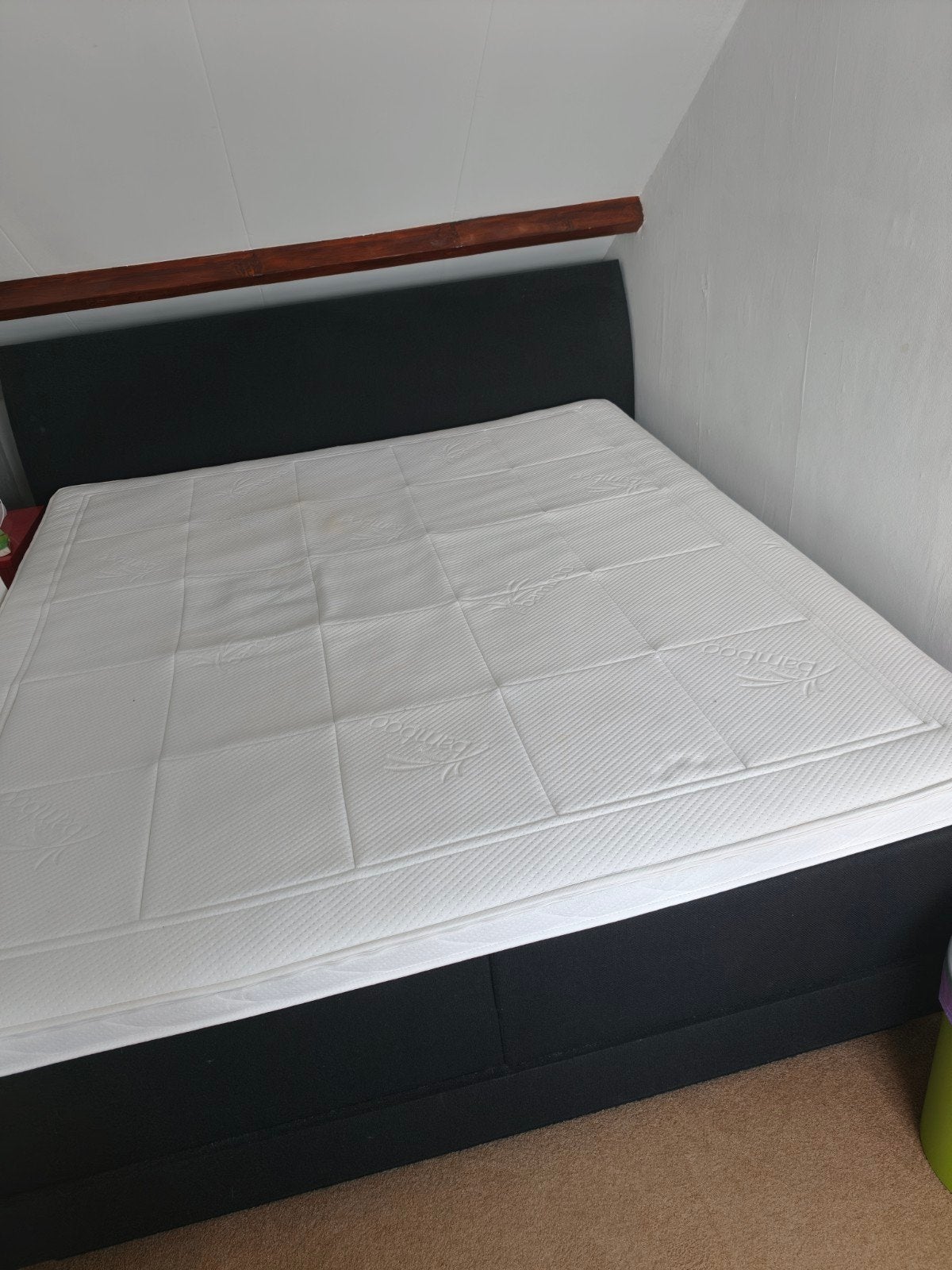 Tweepersoonsbed 180x200cm met hoofdbord, Ophalen, Gebruikt, Zwart, Tweepersoons