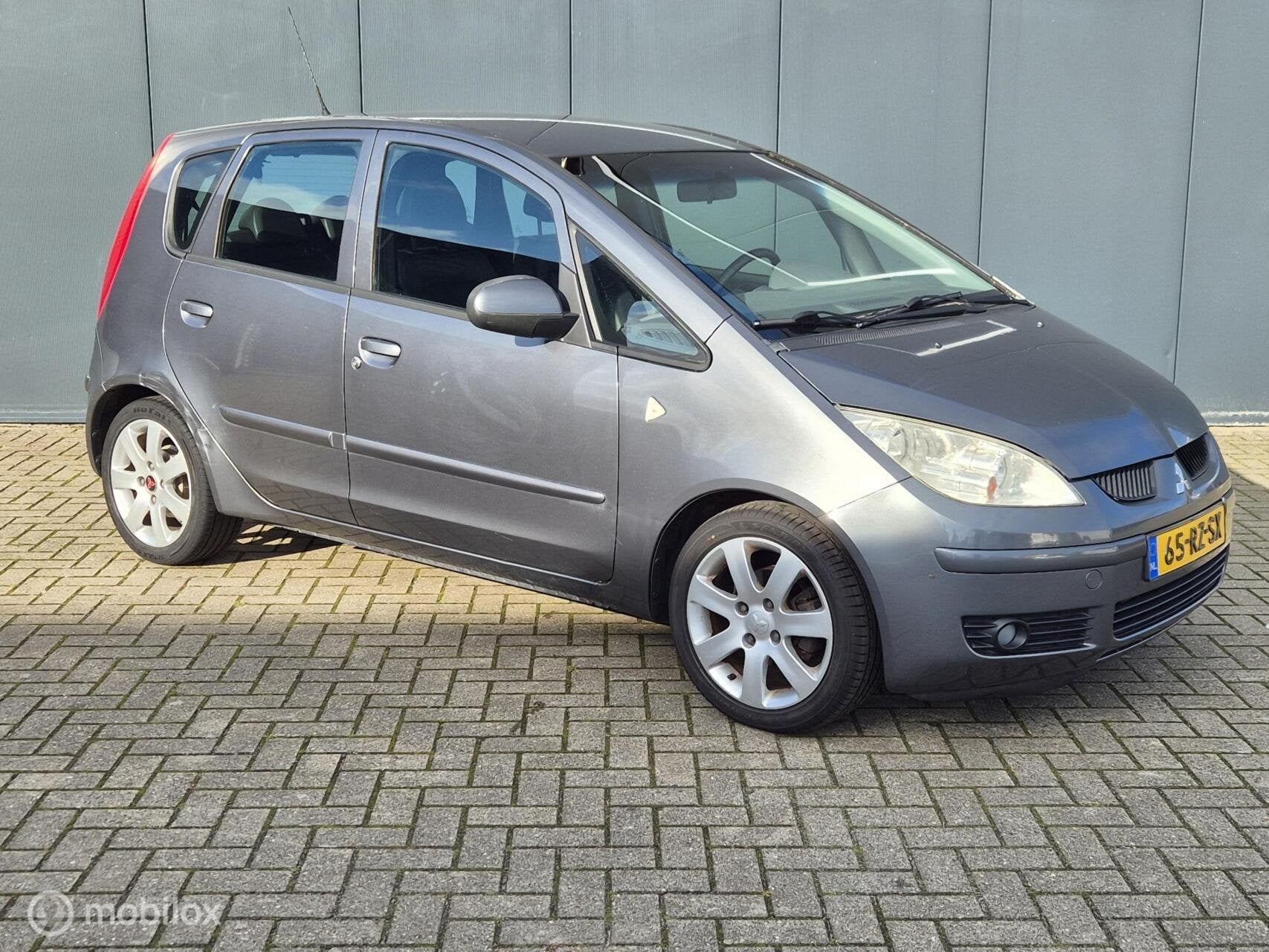 Mitsubishi Colt 1.3 Instyle|Elektrische ramen|APK 6-2027, Auto's, Gebruikt, 31 €/maand, Colt, Bedrijf