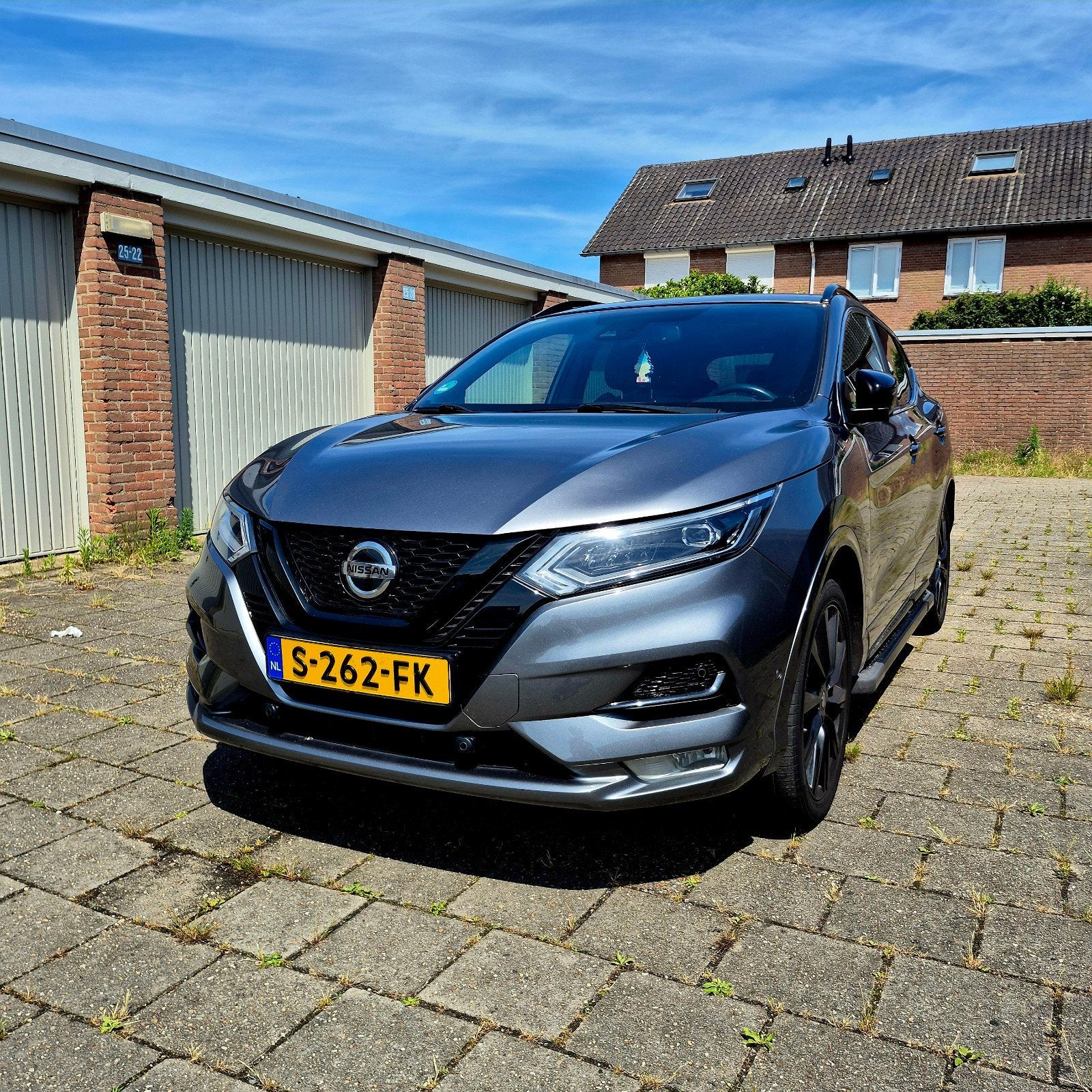 Nissan Qashqai 1.3 Dig-t 160pk DCT Evapo 2020 Grijs, Auto's, Nissan, Zwart, 4 cilinders, 1290 kg, Navigatiesysteem