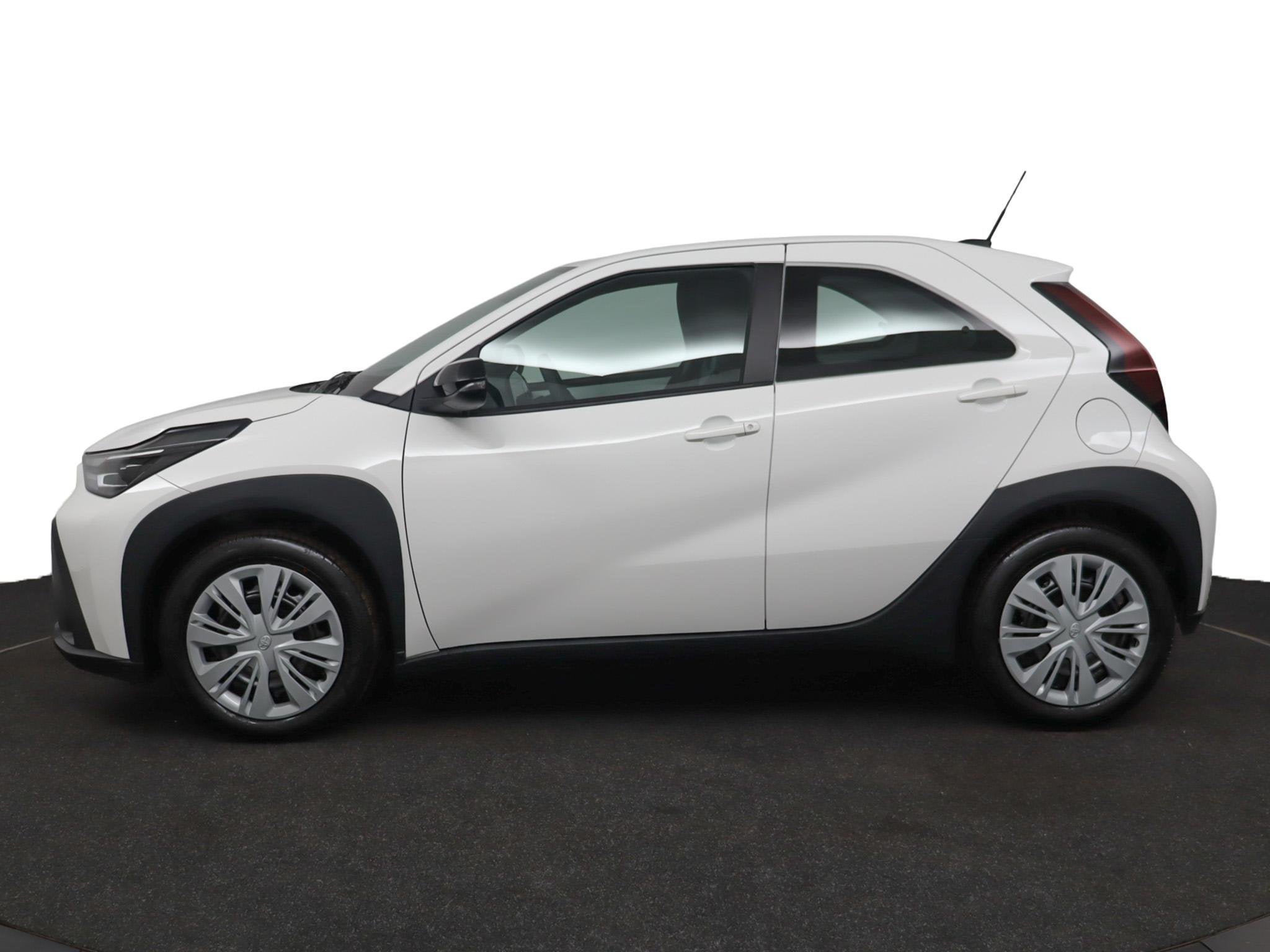 Toyota Aygo X Hybrid 115 play, Stof, Euro 6, Overige kleuren, 4 stoelen