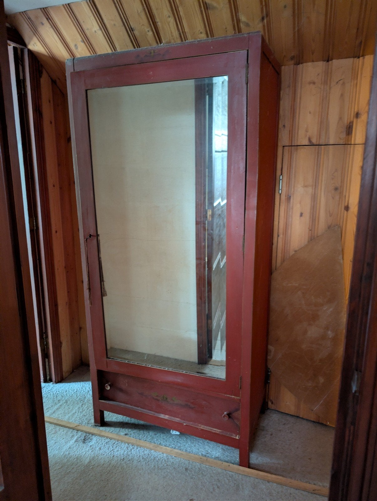 Antieke houten kast met spiegeldeur Gratis, Ophalen
