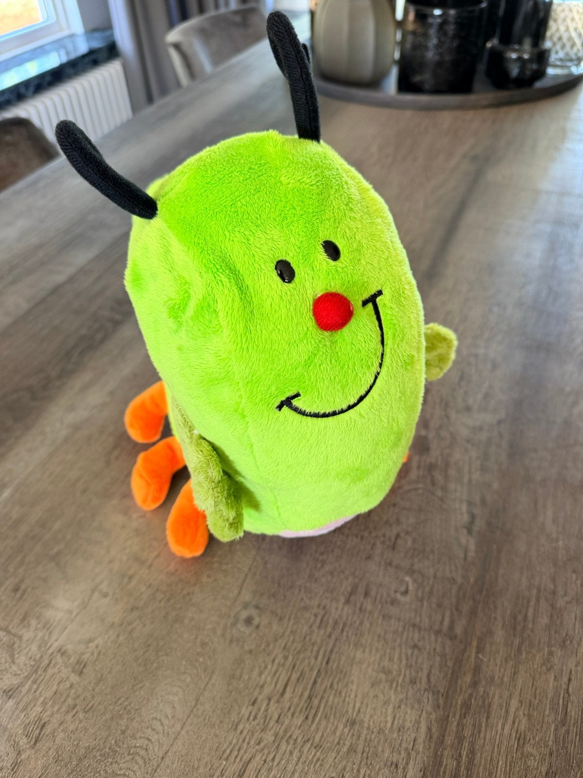Groene rups knuffel - Zacht en speels, Kinderen en Baby's, Groen, Overige typen, Ophalen of Verzenden, Zo goed als nieuw