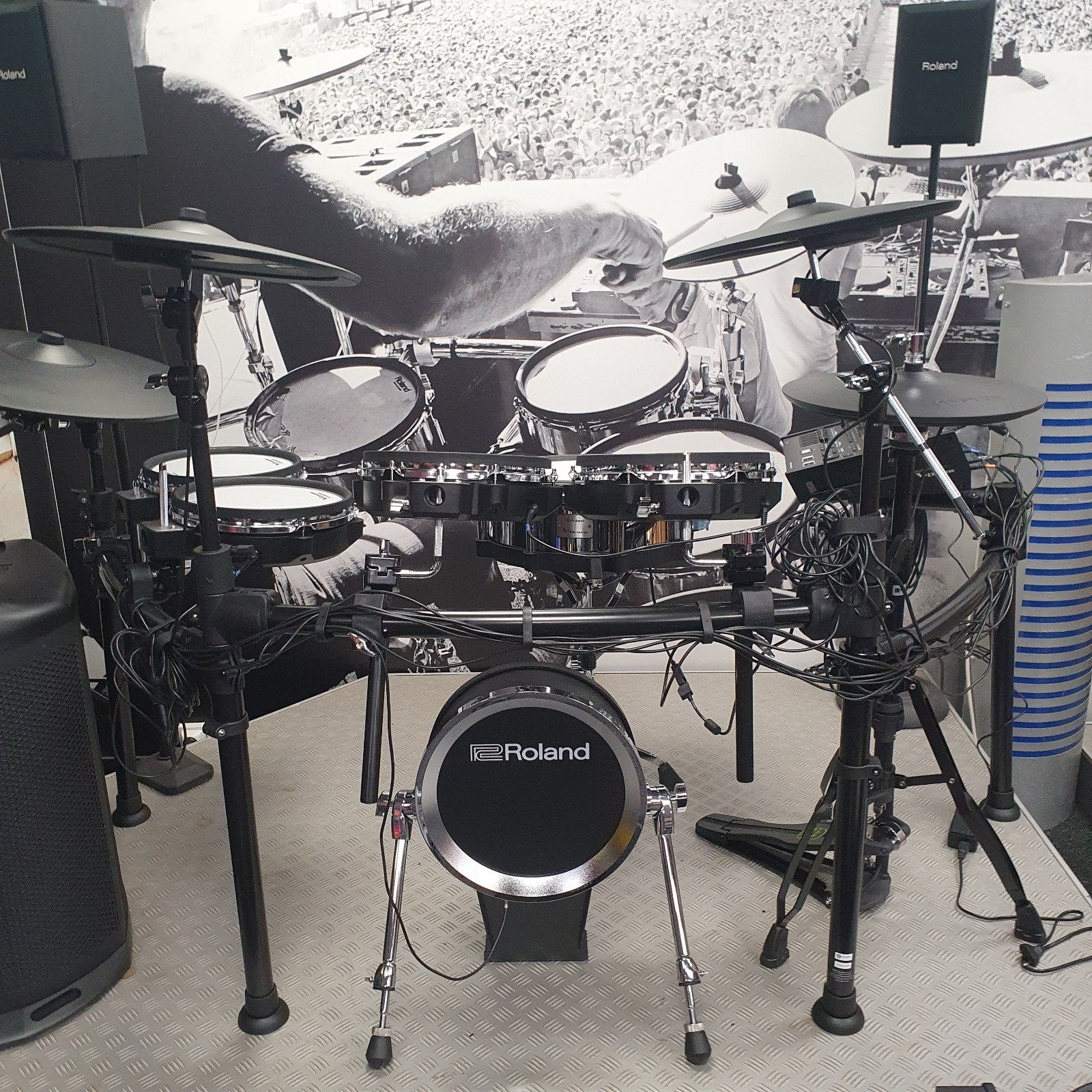 Roland TD-713 Digitale drumstel. met de V71 module
