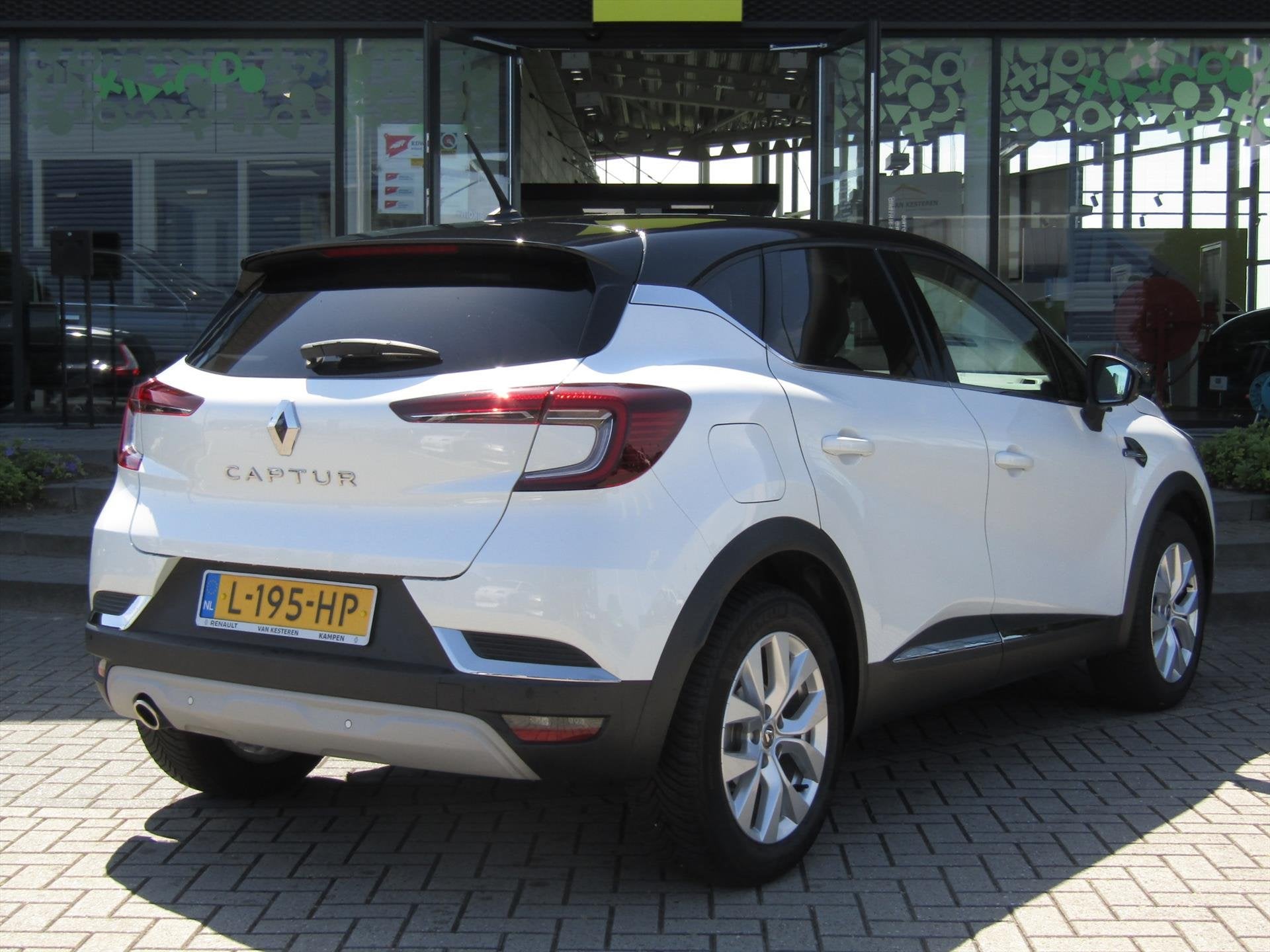 Renault Captur TCe 90pk GPF Intens / Navigatie / Camera / 4, Gebruikt, Leder en Stof, Wit, Origineel Nederlands