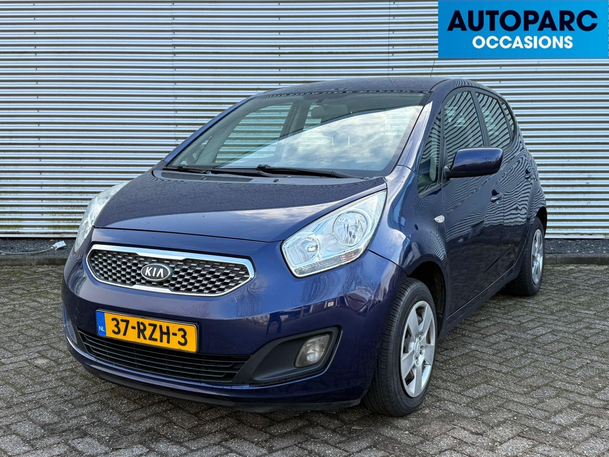 Kia Venga 1.4 CVVT Seven , CRUISE CONTROLE, NAVI, AIRCO, ACH, Voorwielaandrijving, Stof, Gebruikt, 4 cilinders