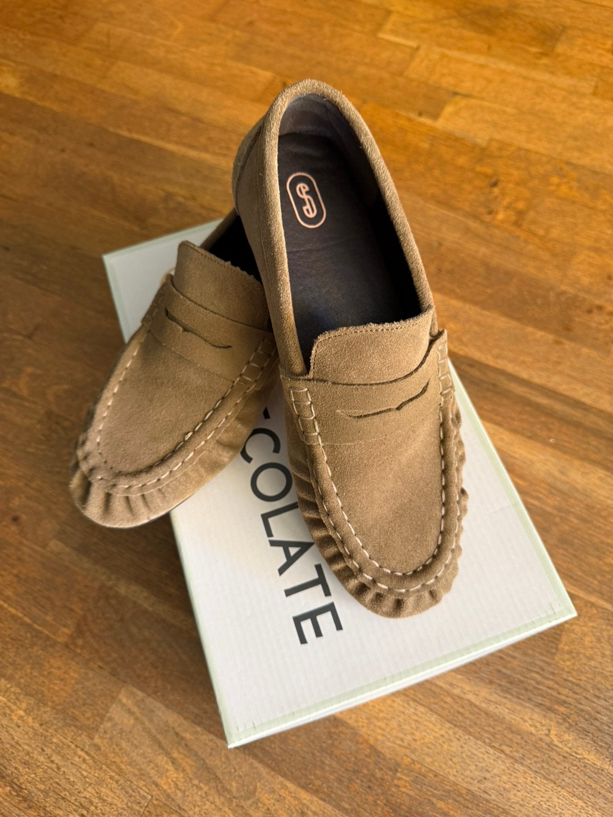 Suède loafers, Kleding | Dames, Schoenen, Ophalen of Verzenden, Zo goed als nieuw, Instappers, Beige