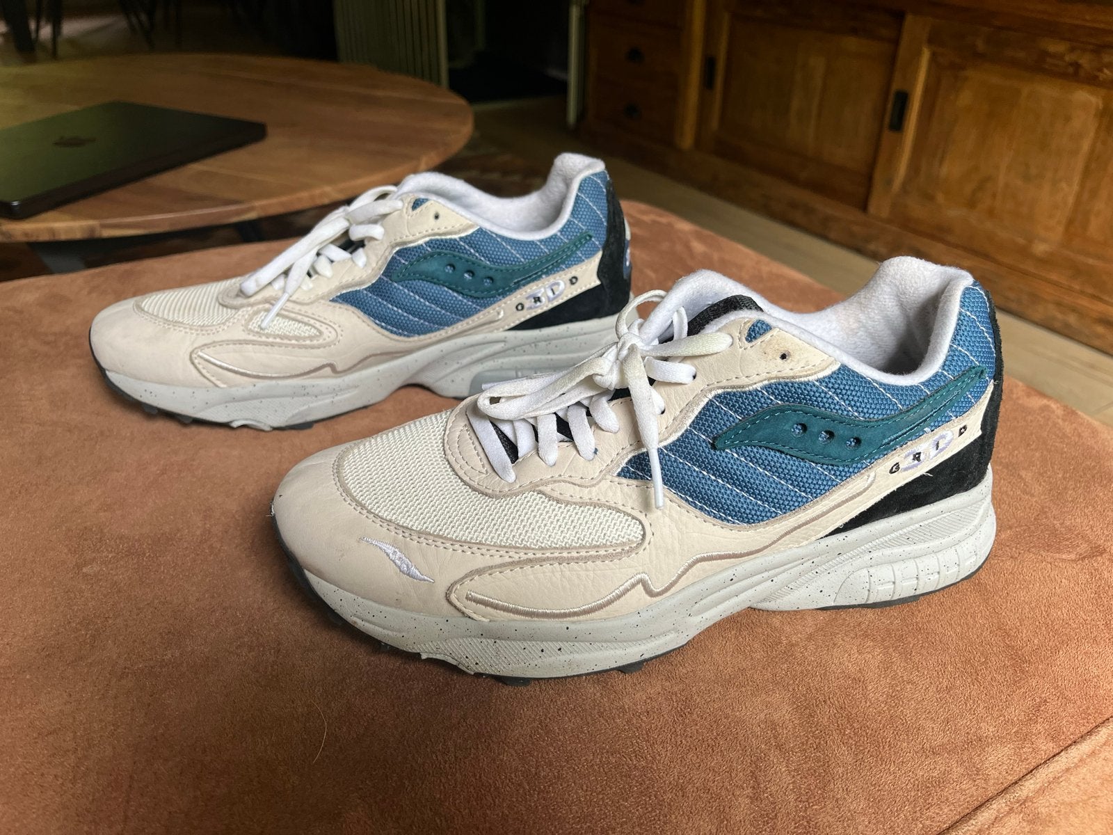 Saucony Grid Azura 2000 Sneakers - Maat 41, Ophalen of Verzenden, Gedragen, Overige kleuren, Sneakers of Gympen