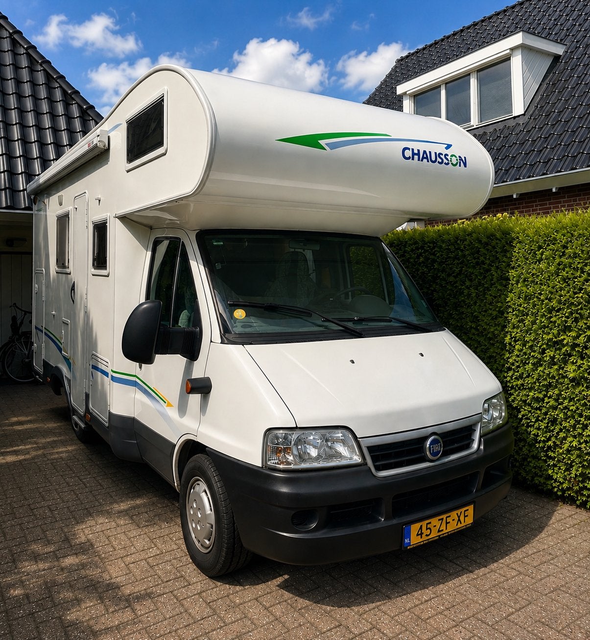 Chausson 6persoons Fiat ducato 2.8 Stapelbed Alkoof Isabella, Caravans en Kamperen, Campers, Ringverwarming, Fiat, Treinzit, Chausson