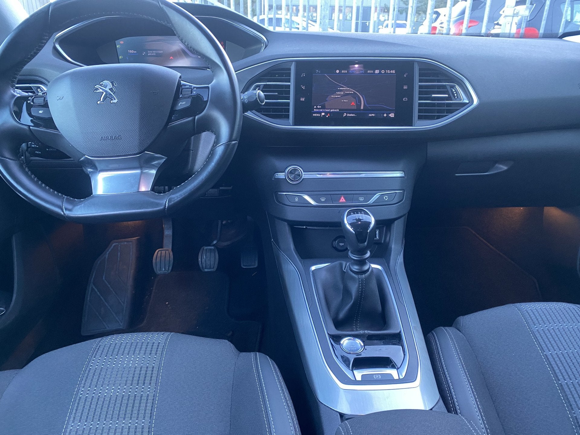 Peugeot 308 SW 1.2 Turbo 130 PK Blue Lease Allure Navigatie,, Auto's, 12 maanden, Stof, Gebruikt, 1199 cc