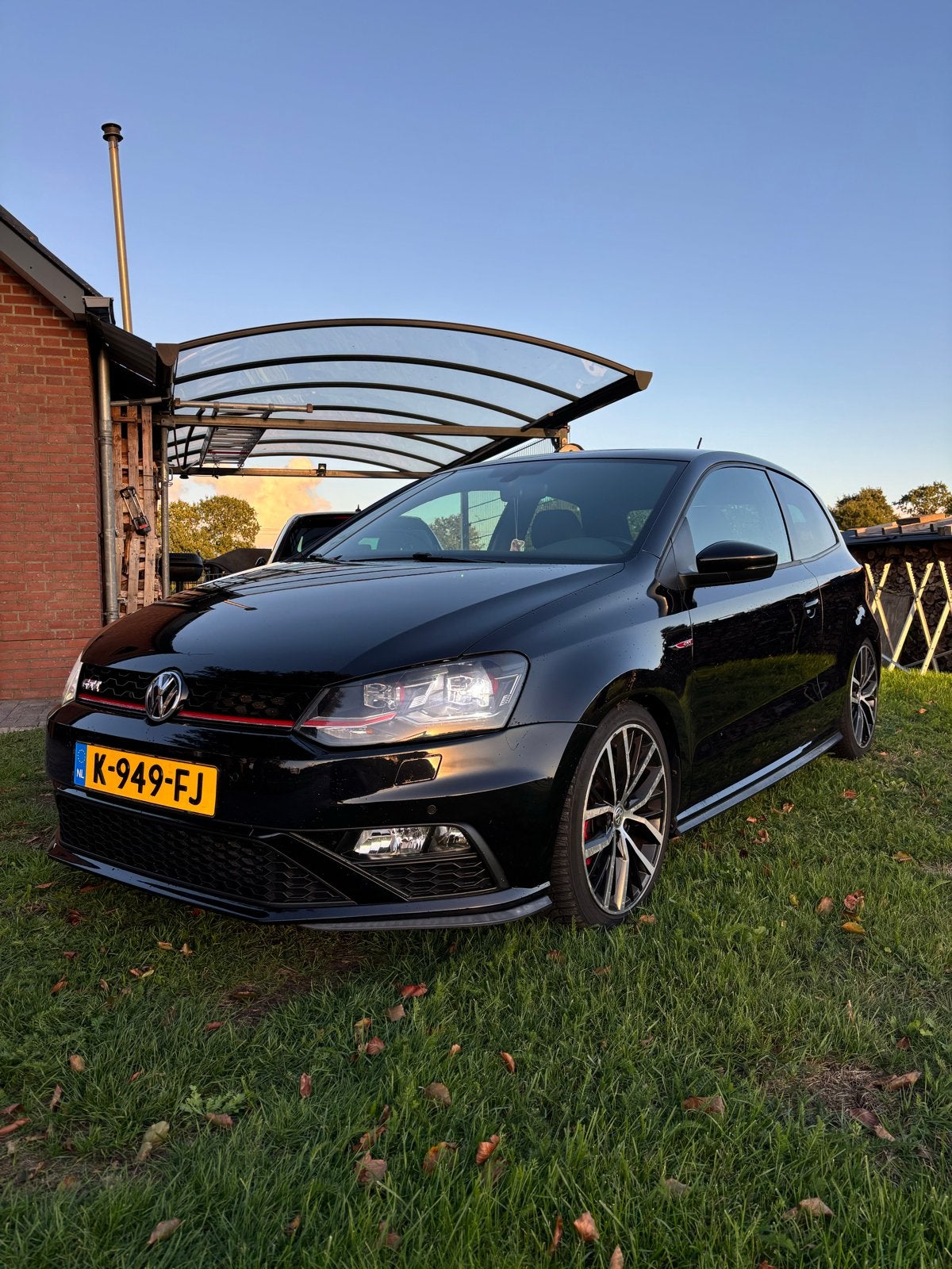 Volkswagen Polo 1.8 TSI 141KW BMT GTI 2015 Zwart, Auto's, Zwart, 1180 kg, Particulier, 1100 kg