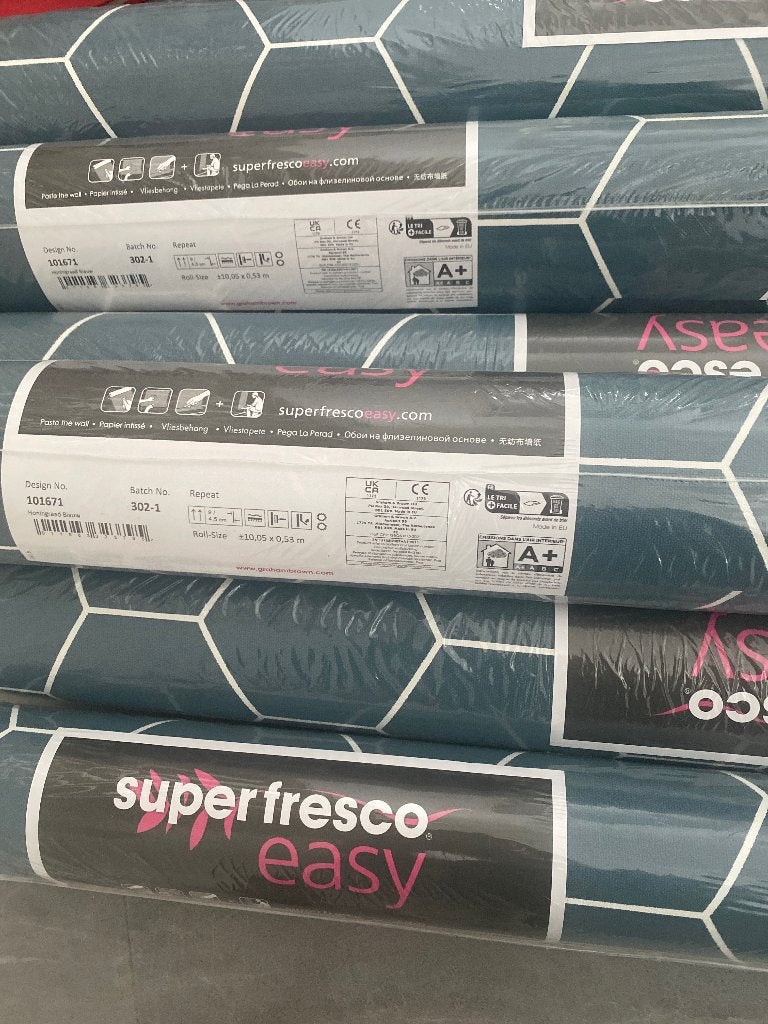 Blauw grijs vlies behang karwei, nieuw in plastic, Huis en Inrichting, Ophalen, Overige typen, Blauw, Overige merken